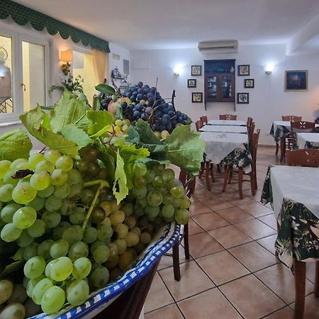 Forio di Ischia Hotel Villa Verde מראה חיצוני תמונה